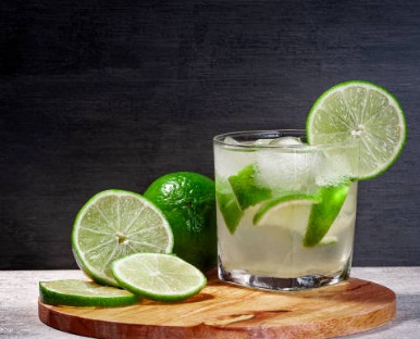 Caipirinha de limão